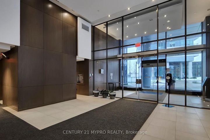 Photo 5 at 3302 - 121 Mcmahon Drive, Bayview Village, Toronto