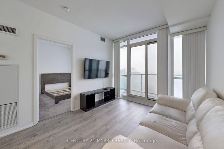 Photo 12 at 3302 - 121 Mcmahon Drive, Bayview Village, Toronto