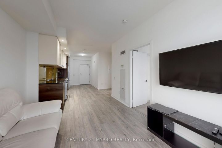 Photo 14 at 3302 - 121 Mcmahon Drive, Bayview Village, Toronto