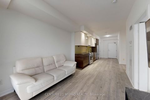 Photo 13 at 3302 - 121 Mcmahon Drive, Bayview Village, Toronto