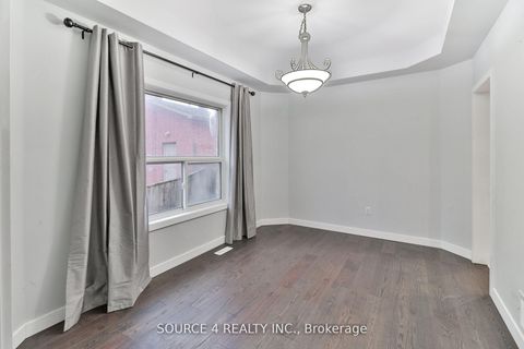 Photo 7 at 262 Livingstone Street E, Little Lake, Barrie