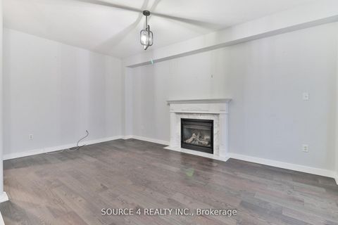 Photo 13 at 262 Livingstone Street E, Little Lake, Barrie