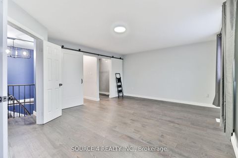 Photo 17 at 262 Livingstone Street E, Little Lake, Barrie