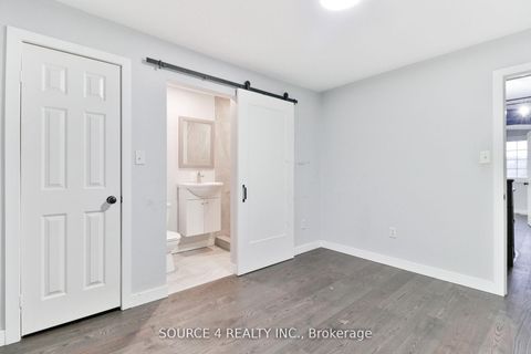 Photo 20 at 262 Livingstone Street E, Little Lake, Barrie