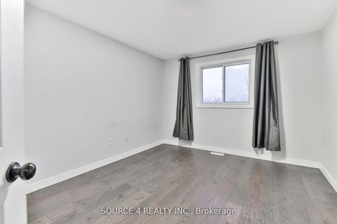 Photo 22 at 262 Livingstone Street E, Little Lake, Barrie