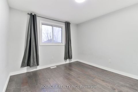 Photo 23 at 262 Livingstone Street E, Little Lake, Barrie