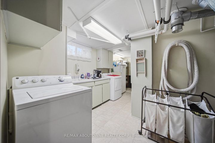 Photo 27 at 491 Warminster Drive, WO West, Oakville