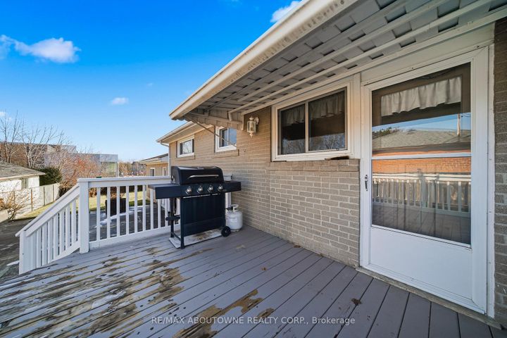 Photo 29 at 491 Warminster Drive, WO West, Oakville