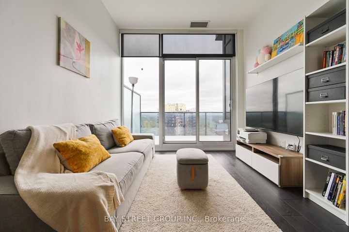 Photo 9 at Ph3808 - 85 McMahon Drive, Bayview Village, Toronto