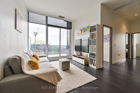 Photo 8 at Ph3808 - 85 McMahon Drive, Bayview Village, Toronto