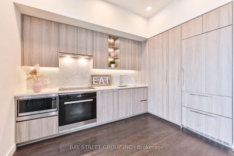 Photo 16 at Ph3808 - 85 McMahon Drive, Bayview Village, Toronto