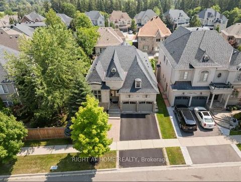 Photo 1 at 6 Sachet Drive, Oak Ridges Lake Wilcox, Richmond Hill