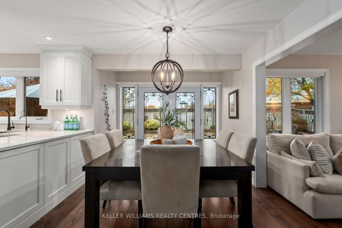 Photo 8 at 7 Mahogany Court, Aurora Highlands, Aurora