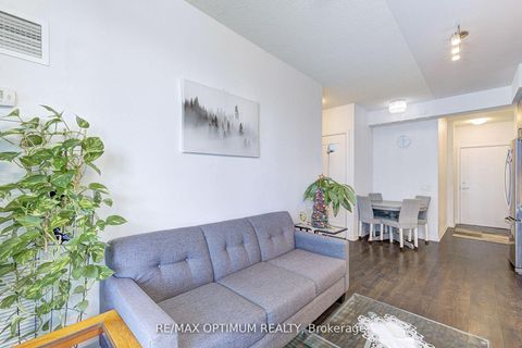 Photo 10 at 1209 - 7895 Jane Street W, Concord, Vaughan