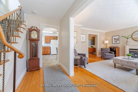 Photo 5 at 77 Bedford Park Avenue, Crosby, Richmond Hill