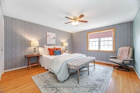 Photo 15 at 77 Bedford Park Avenue, Crosby, Richmond Hill