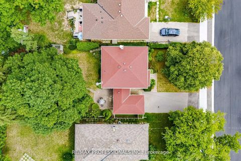 Photo 45 at 77 Bedford Park Avenue, Crosby, Richmond Hill