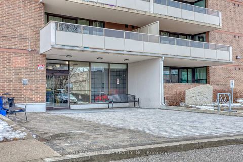 Photo 2 at 1003 - 15 Torrance Road, Eglinton East, Toronto