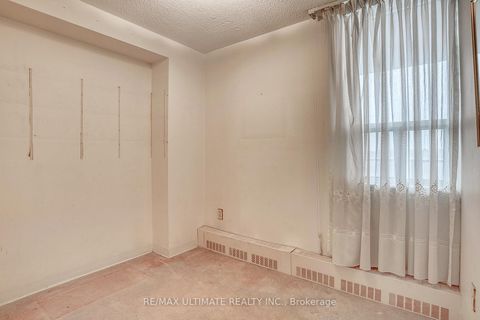 Photo 12 at 1003 - 15 Torrance Road, Eglinton East, Toronto