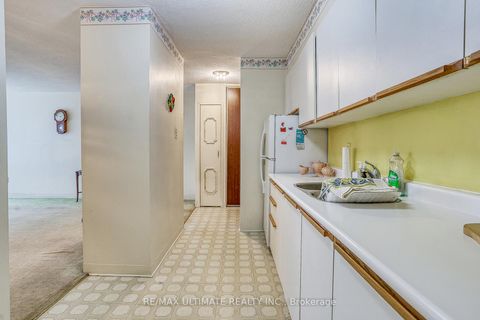 Photo 16 at 1003 - 15 Torrance Road, Eglinton East, Toronto