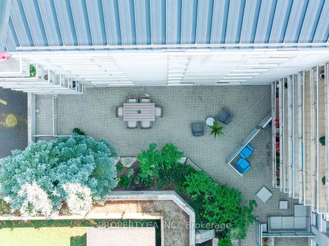 Photo 32 at 101 - 1801 Bayview Avenue, Leaside, Toronto