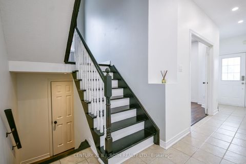 Photo 14 at 113 Livia Herman Way, East Bayfield, Barrie