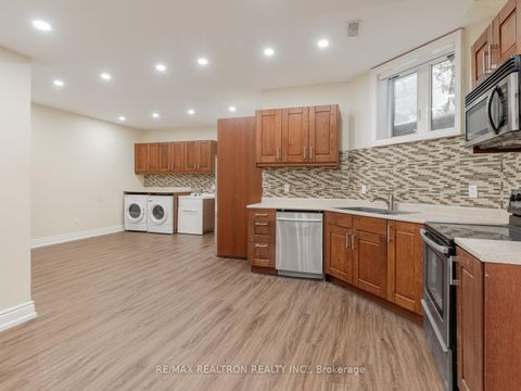 Photo 33 at 5 Long Hill Drive, Jefferson, Richmond Hill