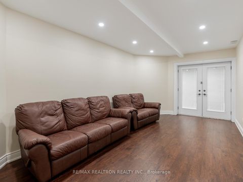 Photo 34 at 5 Long Hill Drive, Jefferson, Richmond Hill