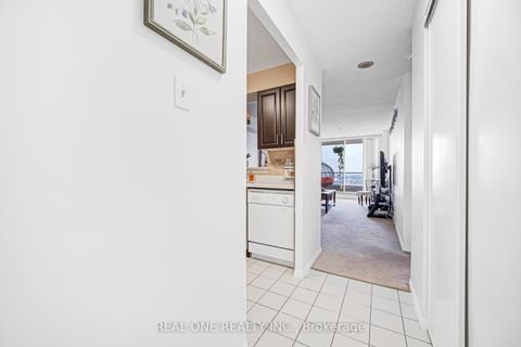 Photo 10 at 1612 - 410 Mclevin Avenue, Malvern, Toronto