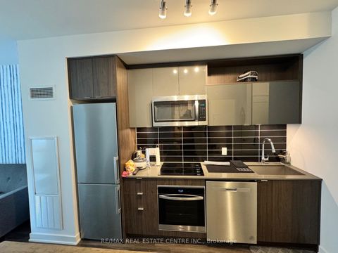 Photo 7 at 1925A - 70 Princess Street, Waterfront Communities C8, Toronto