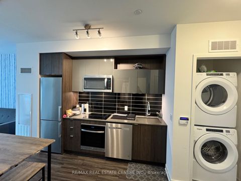 Photo 8 at 1925A - 70 Princess Street, Waterfront Communities C8, Toronto