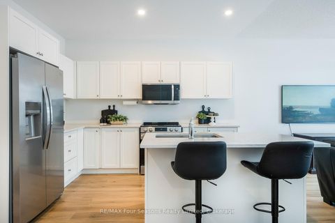 Photo 6 at 248 Duncan Street, Stayner, Clearview