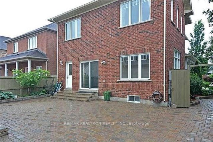 Photo 6 at 1 Settlement Park Avenue, Cornell, Markham