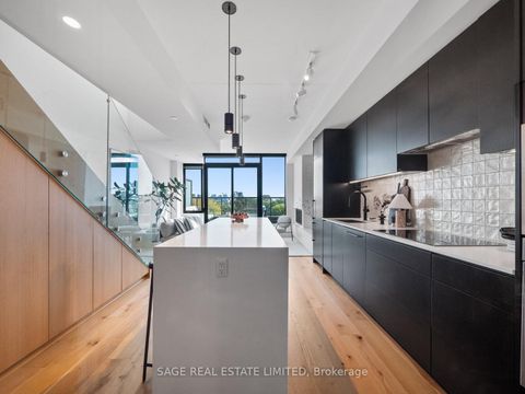 Photo 9 at PH 621 - 899 College Street W, Bellwoods, Toronto