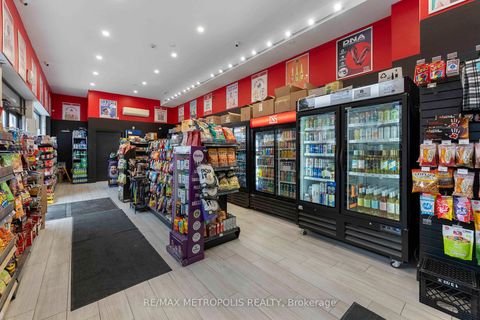 Photo 11 at 142 Avenue Road, Casa Loma, Toronto