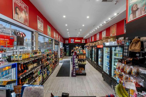 Photo 13 at 142 Avenue Road, Casa Loma, Toronto