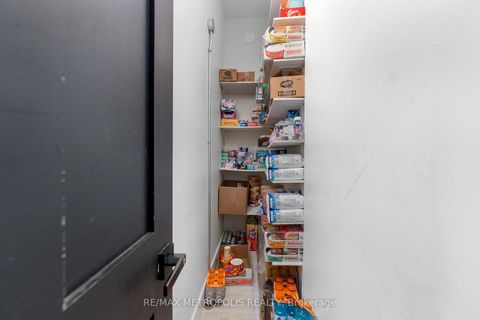 Photo 14 at 142 Avenue Road, Casa Loma, Toronto