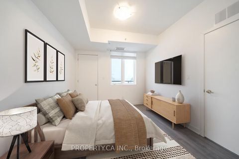 Photo 4 at 424 - 3560 St Clair Avenue E, Kennedy Park, Toronto