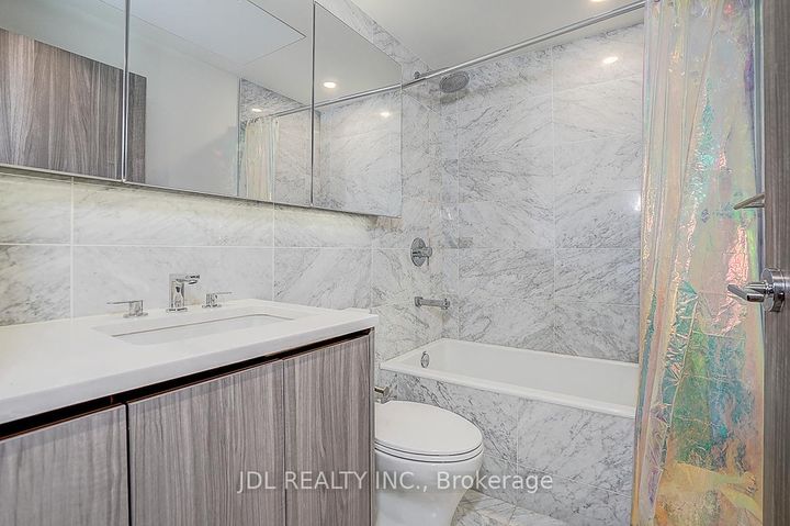 Photo 10 at 1607 - 95 Mcmahon Drive, Bayview Village, Toronto