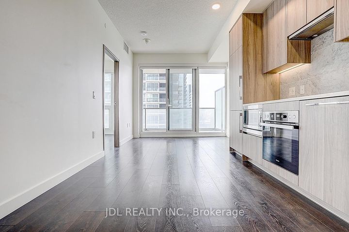 Photo 22 at 1607 - 95 Mcmahon Drive, Bayview Village, Toronto