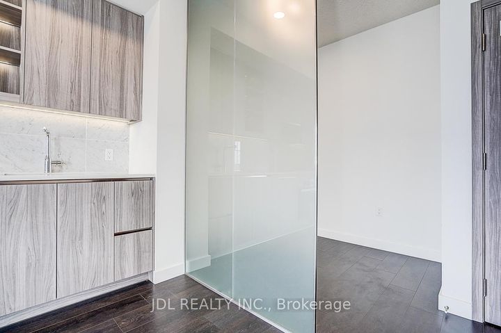 Photo 28 at 1607 - 95 Mcmahon Drive, Bayview Village, Toronto
