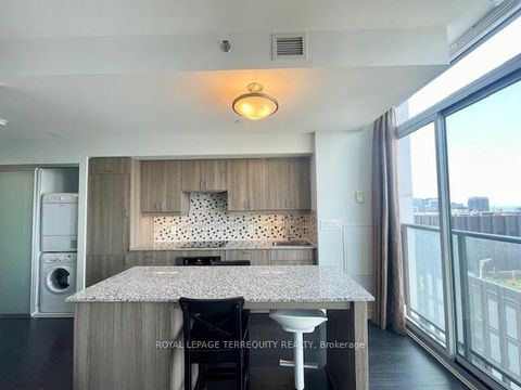 Photo 2 at P101 - 426 University Avenue, Chinatown, Toronto