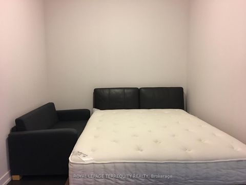 Photo 12 at P101 - 426 University Avenue, Chinatown, Toronto