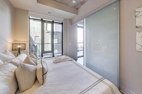 Photo 5 at 616 - 608 Richmond Street W, Waterfront Communities C1, Toronto