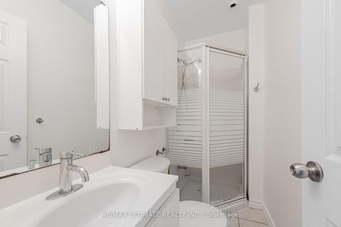 Photo 15 at 42 Carr Street, Chinatown, Toronto