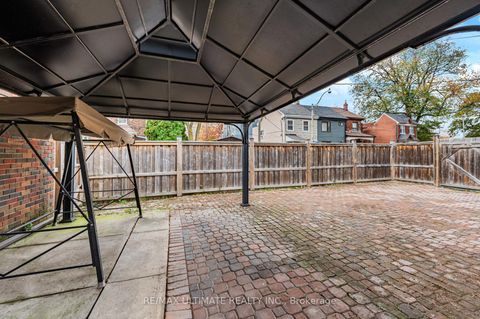 Photo 32 at 42 Carr Street, Chinatown, Toronto