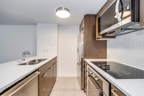 Photo 11 at 314 - 295 Adelaide Street W, Waterfront Communities C1, Toronto