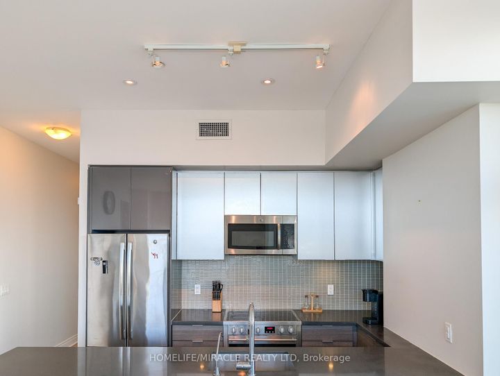 Photo 7 at LPH3802 - 33 Shore Breeze Drive, Mimico, Toronto