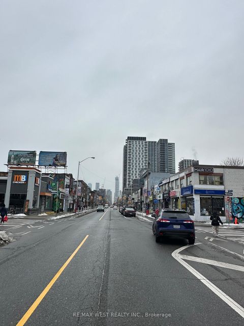 Photo 5 at 647 Bloor Street W, Little Italy, Toronto