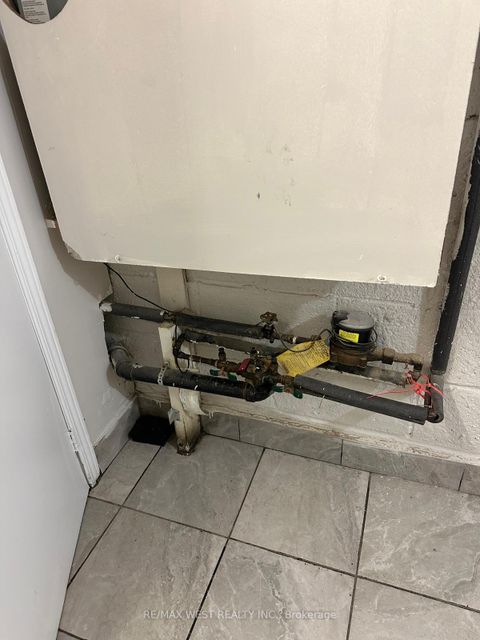 Photo 17 at 647 Bloor Street W, Little Italy, Toronto